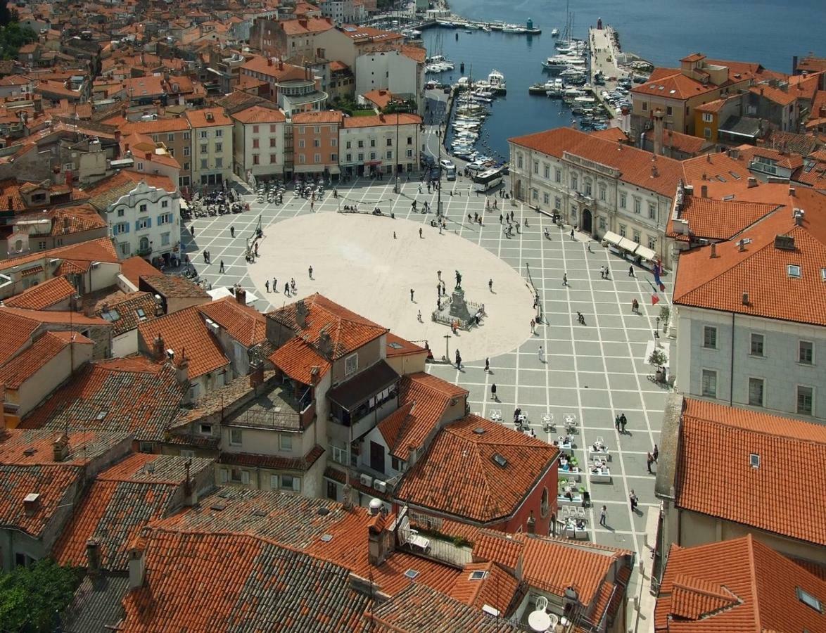 Azzurro Apartment Piran Dış mekan fotoğraf